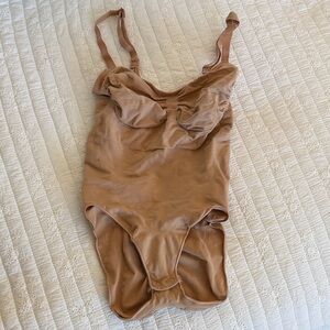 Skims BRIEF BODYSUIT
